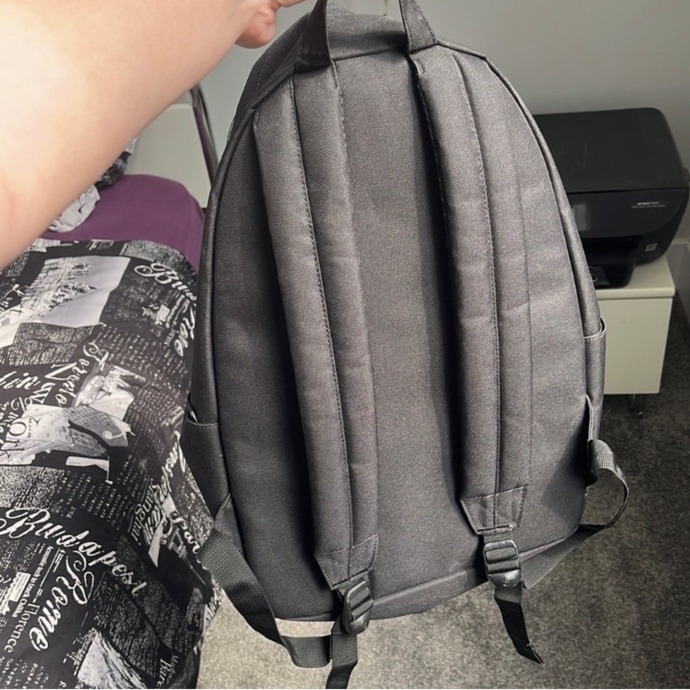 Herschel | Backpack - Picture 3 of 4